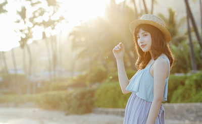 女性